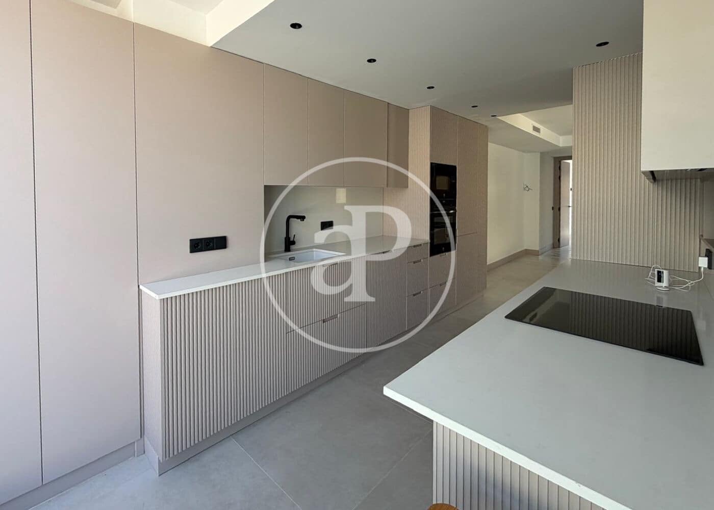 3 sypialnia Apartament na sprzedaż w Miasto Madryt - 1 280 000 € (Ref: 9820529)