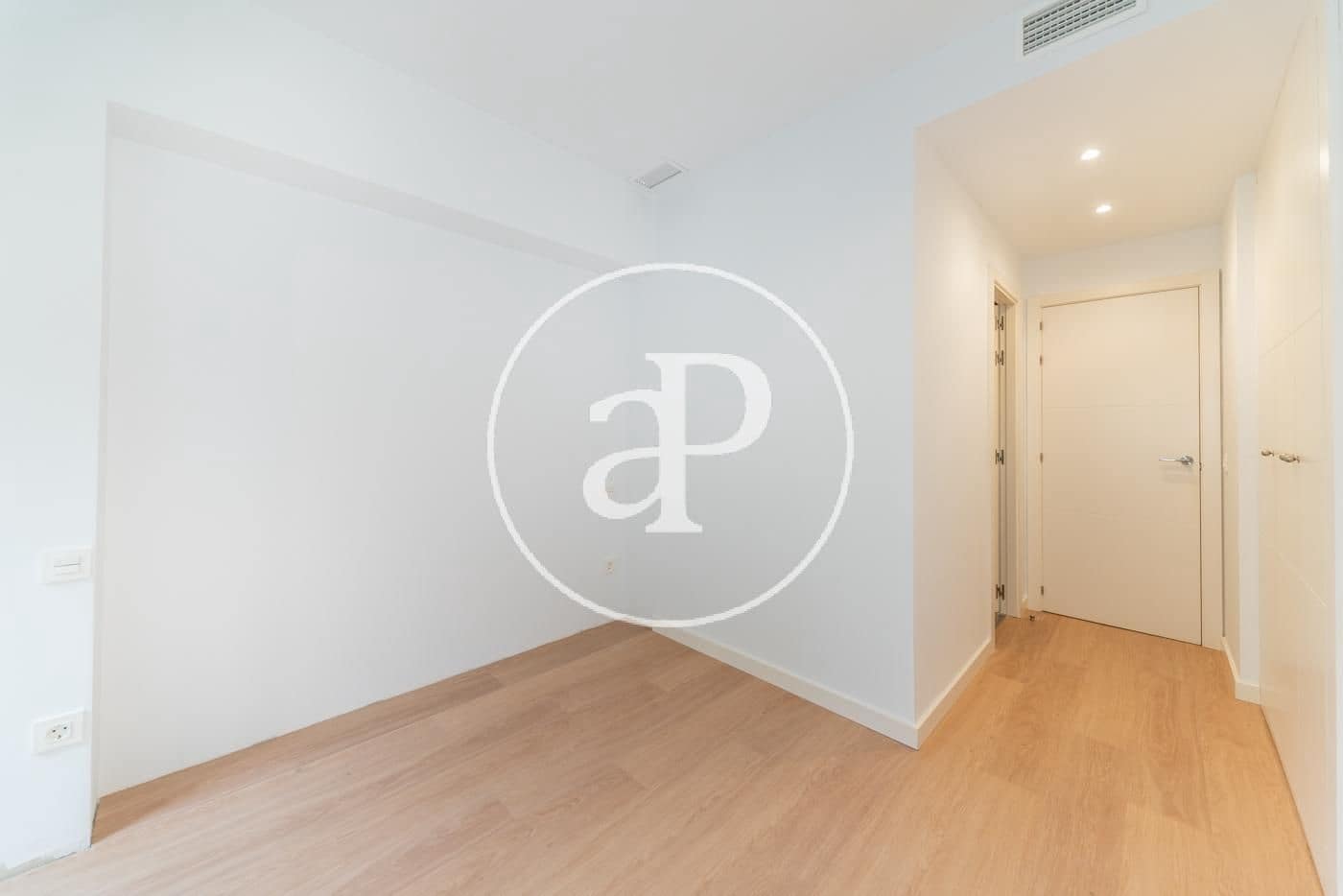 1 bedroom Apartment for rent in Madrid city - € 1,750 (Ref: 9822938)