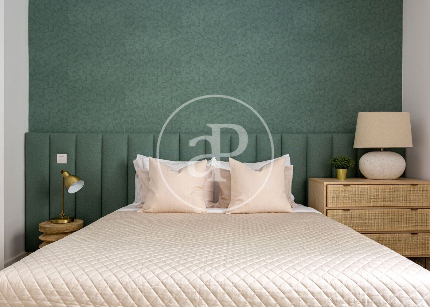 Apartamento de 5 habitaciones en Madrid ciudad en alquiler - 14.000 € (Ref: 9822940)