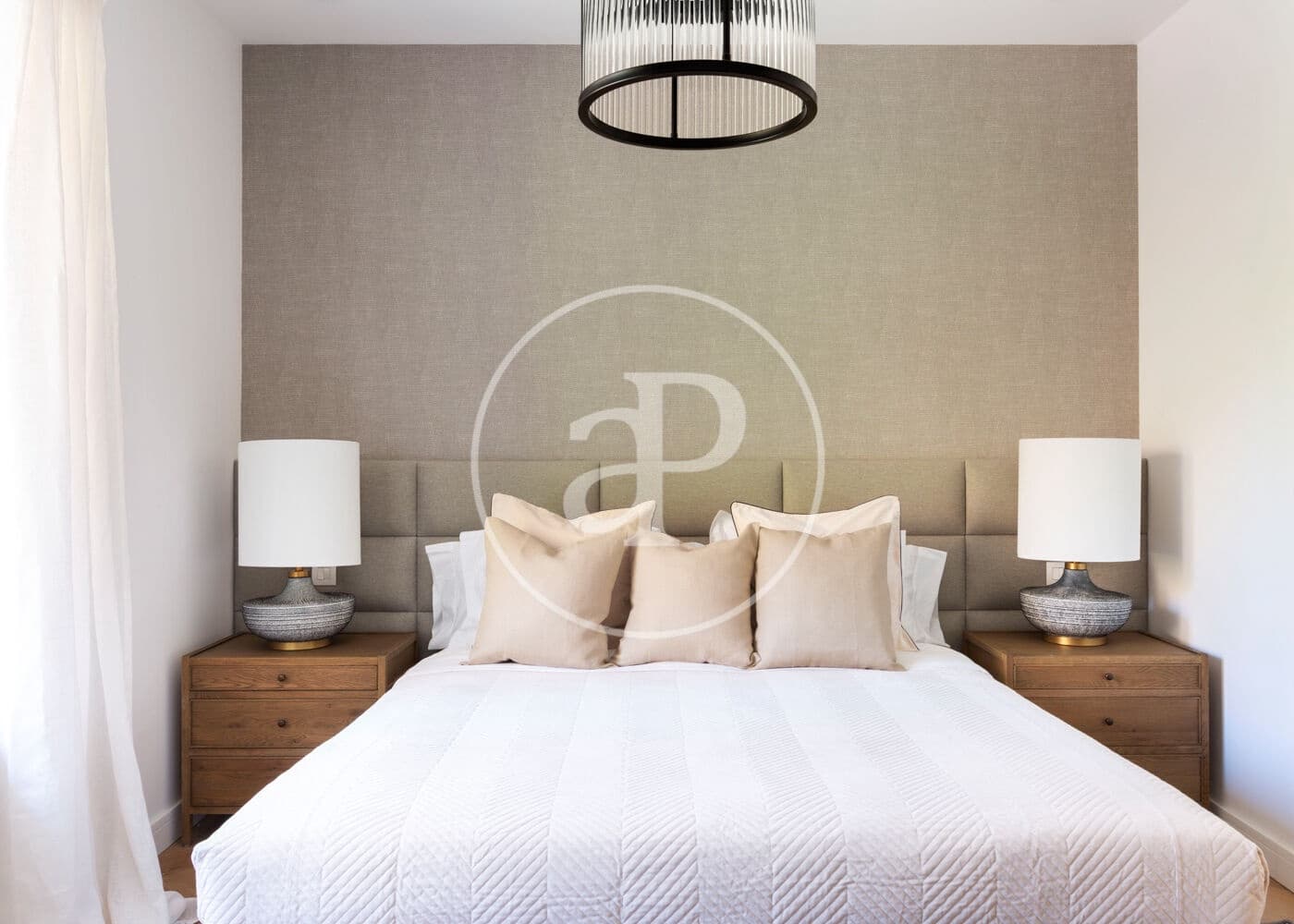 Apartamento de 5 habitaciones en Madrid ciudad en alquiler - 14.000 € (Ref: 9822940)