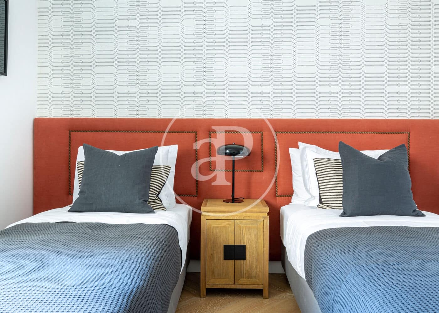 Apartamento de 5 habitaciones en Madrid ciudad en alquiler - 14.000 € (Ref: 9822940)
