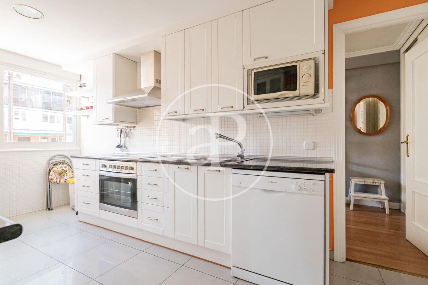 Appartement de 3 chambres à louer à Madrid ville - 2 800 € (Ref: 9822942)