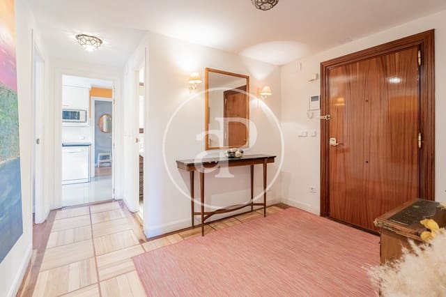 3 bedroom Apartment for rent in Ciudad Jardín, Madrid city - € 2,800 (Ref: 9822942)