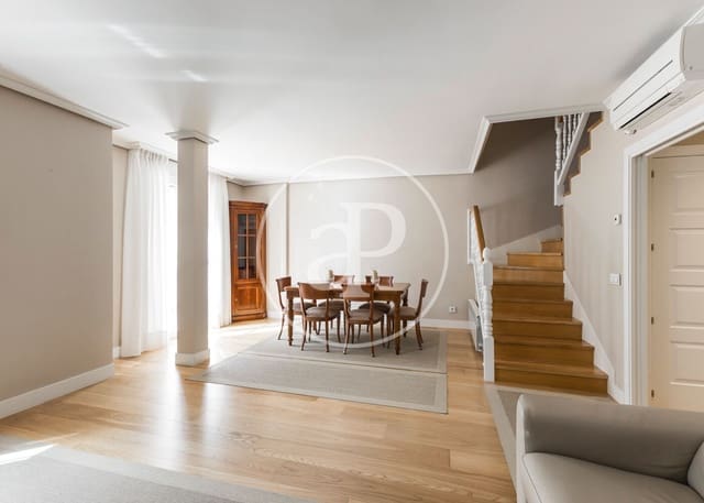4 camera da letto Villa in vendita in San Juan Bautista, Madrid città - 1.300.000 € (Rif: 9825262)