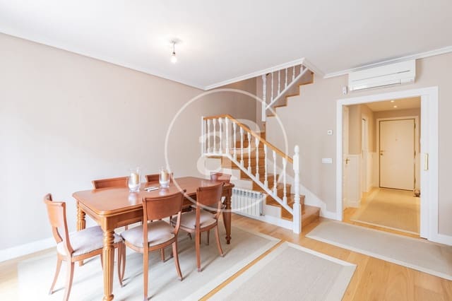 4 soveværelse Villa til salg i San Juan Bautista, Madrid by - € 1.300.000 (Ref: 9825262)