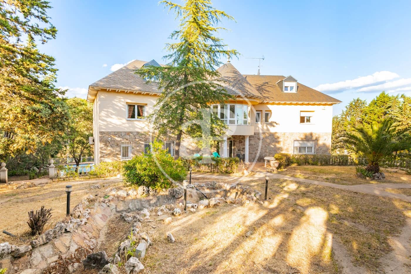 7 soveværelse Villa til salg i Las Rozas de Madrid med swimmingpool - € 1.400.000 (Ref: 9825264)
