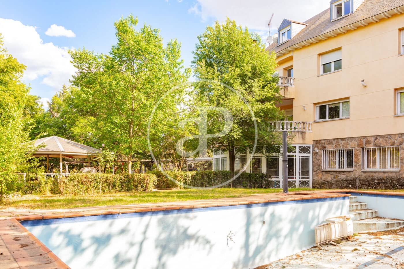 7 soveværelse Villa til salg i Las Rozas de Madrid med swimmingpool - € 1.400.000 (Ref: 9825264)