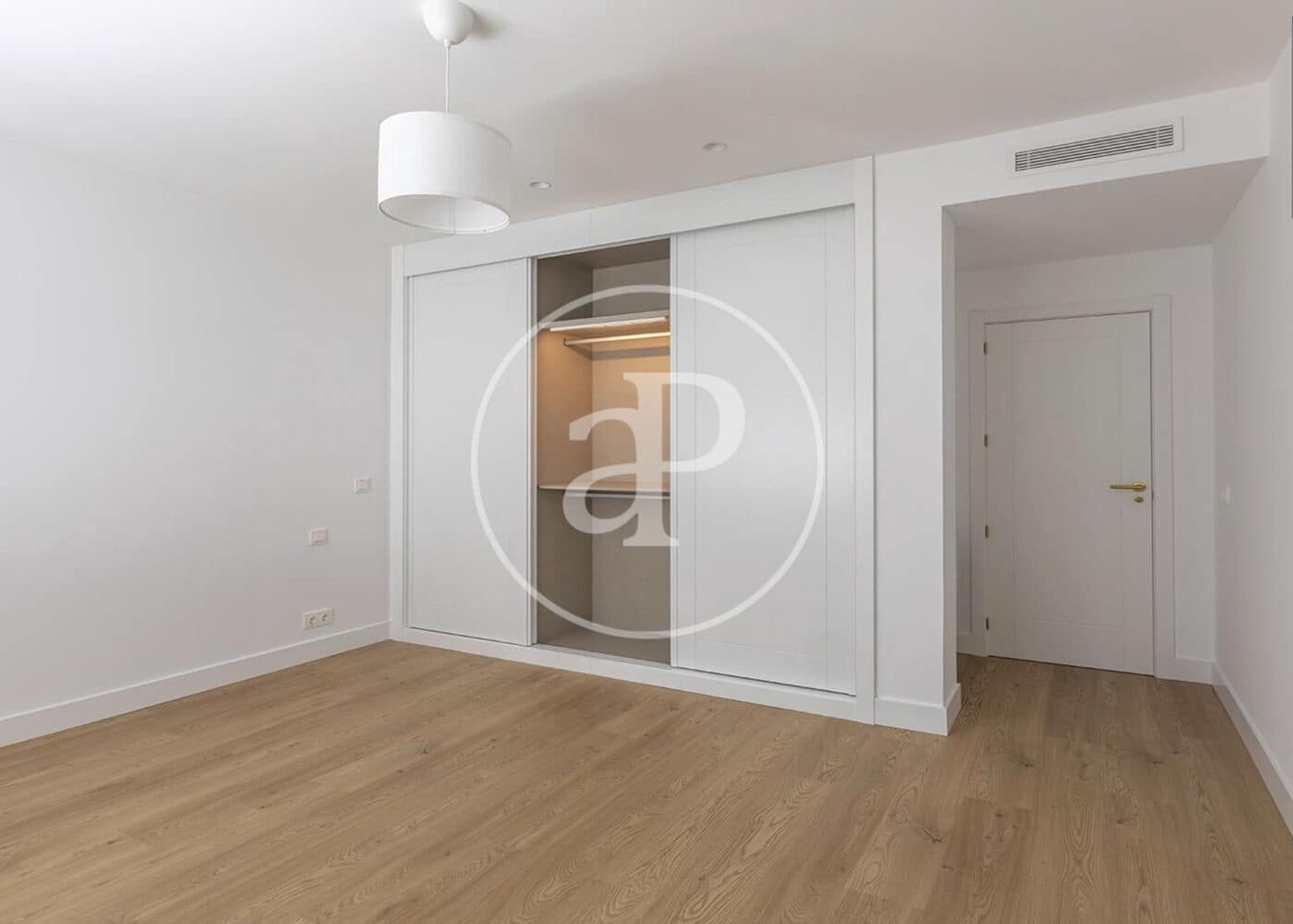3 soveværelse Penthouse til salg i Madrid by - € 1.588.000 (Ref: 9825268)