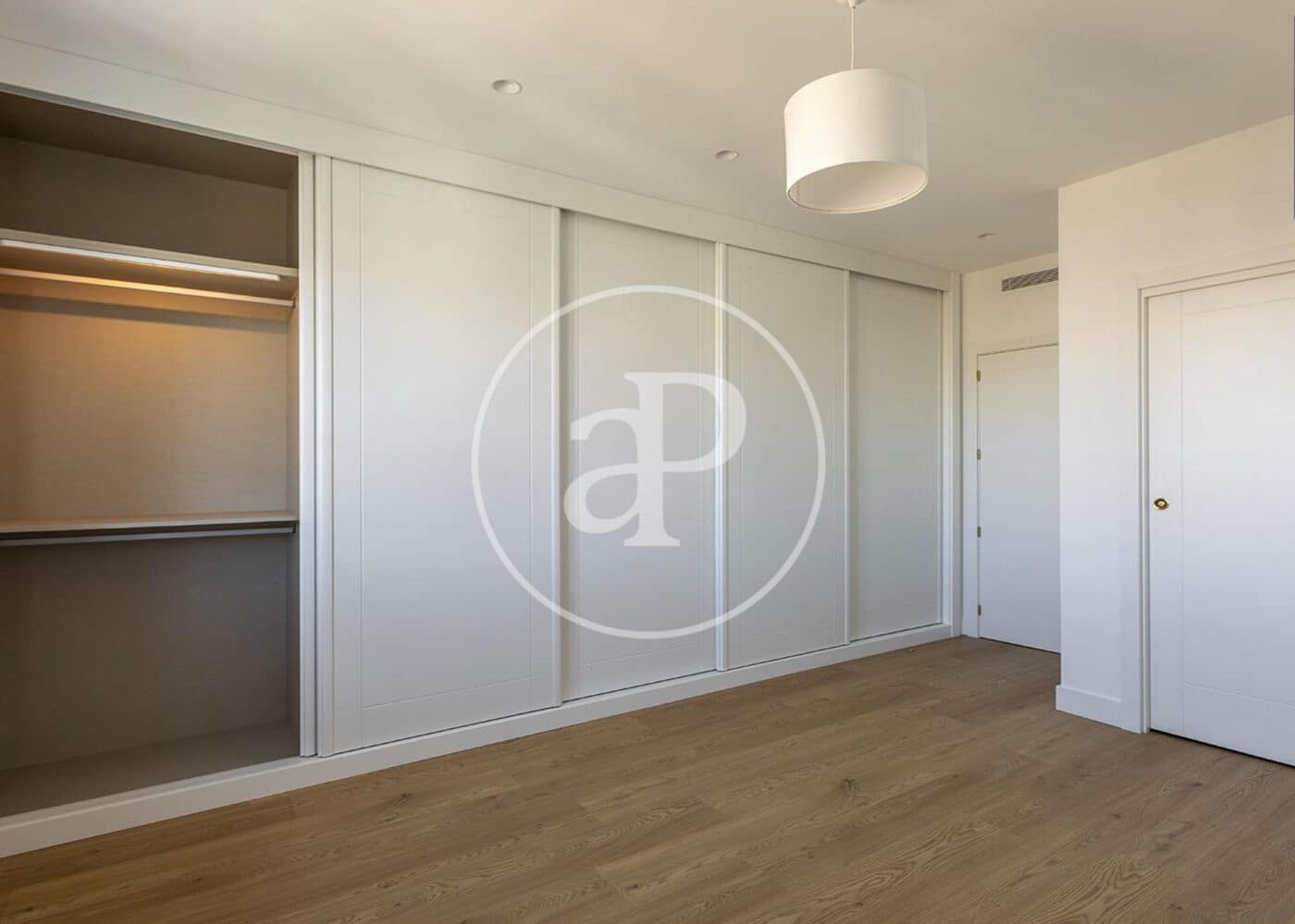 3 soveværelse Penthouse til salg i Madrid by - € 1.588.000 (Ref: 9825268)