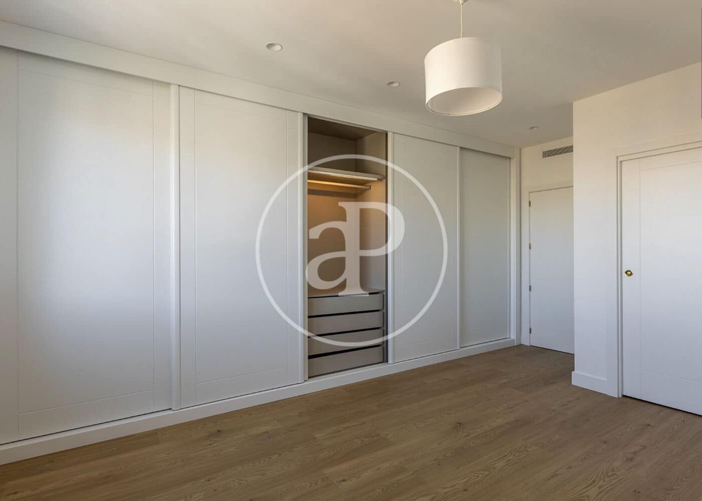 3 soveværelse Penthouse til salg i Madrid by - € 1.588.000 (Ref: 9825268)