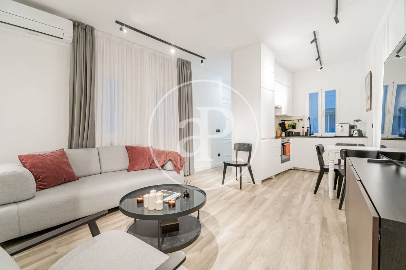 3 quarto Apartamento para arrendar em Madrid cidade - 3 700 € (Ref: 9829165)