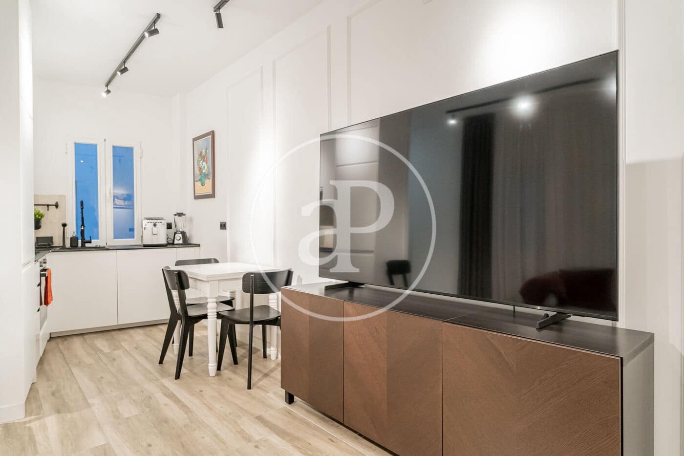 3 quarto Apartamento para arrendar em Madrid cidade - 3 700 € (Ref: 9829165)