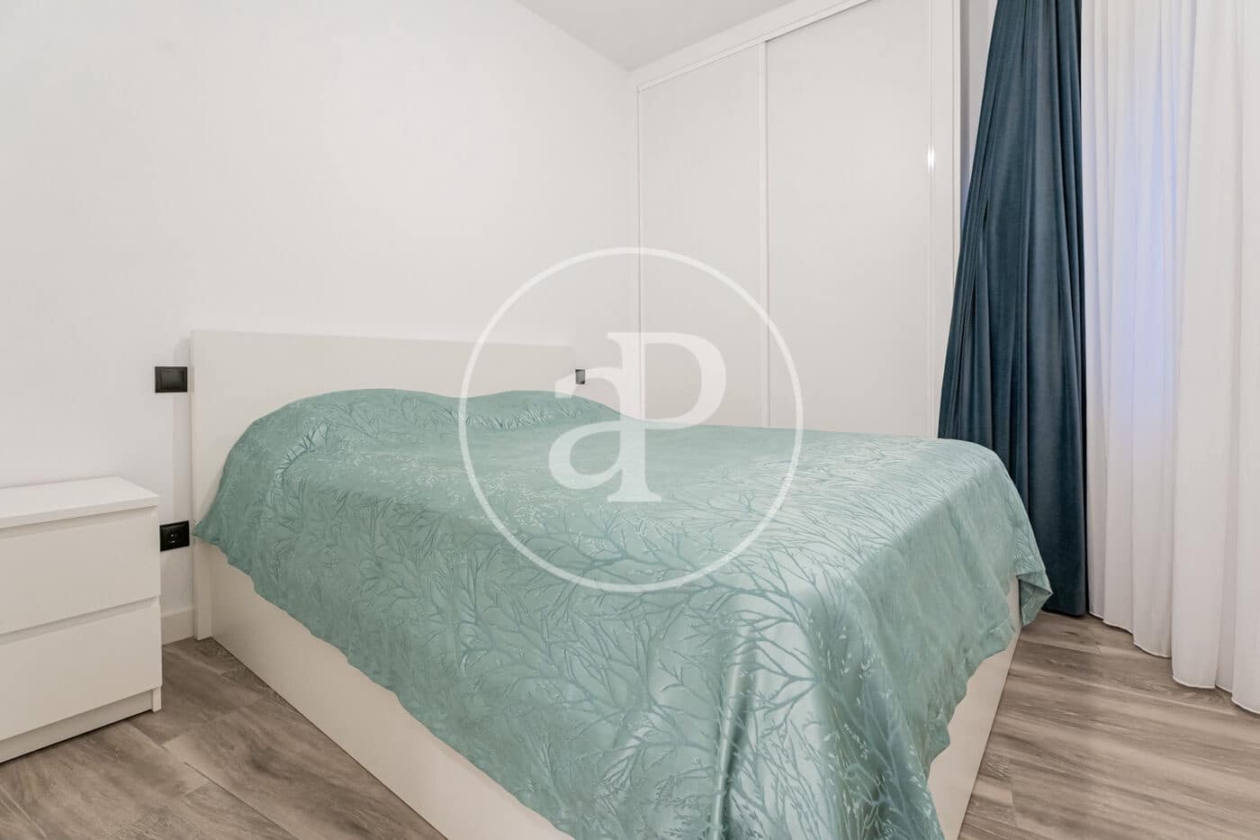 3 quarto Apartamento para arrendar em Madrid cidade - 3 700 € (Ref: 9829165)