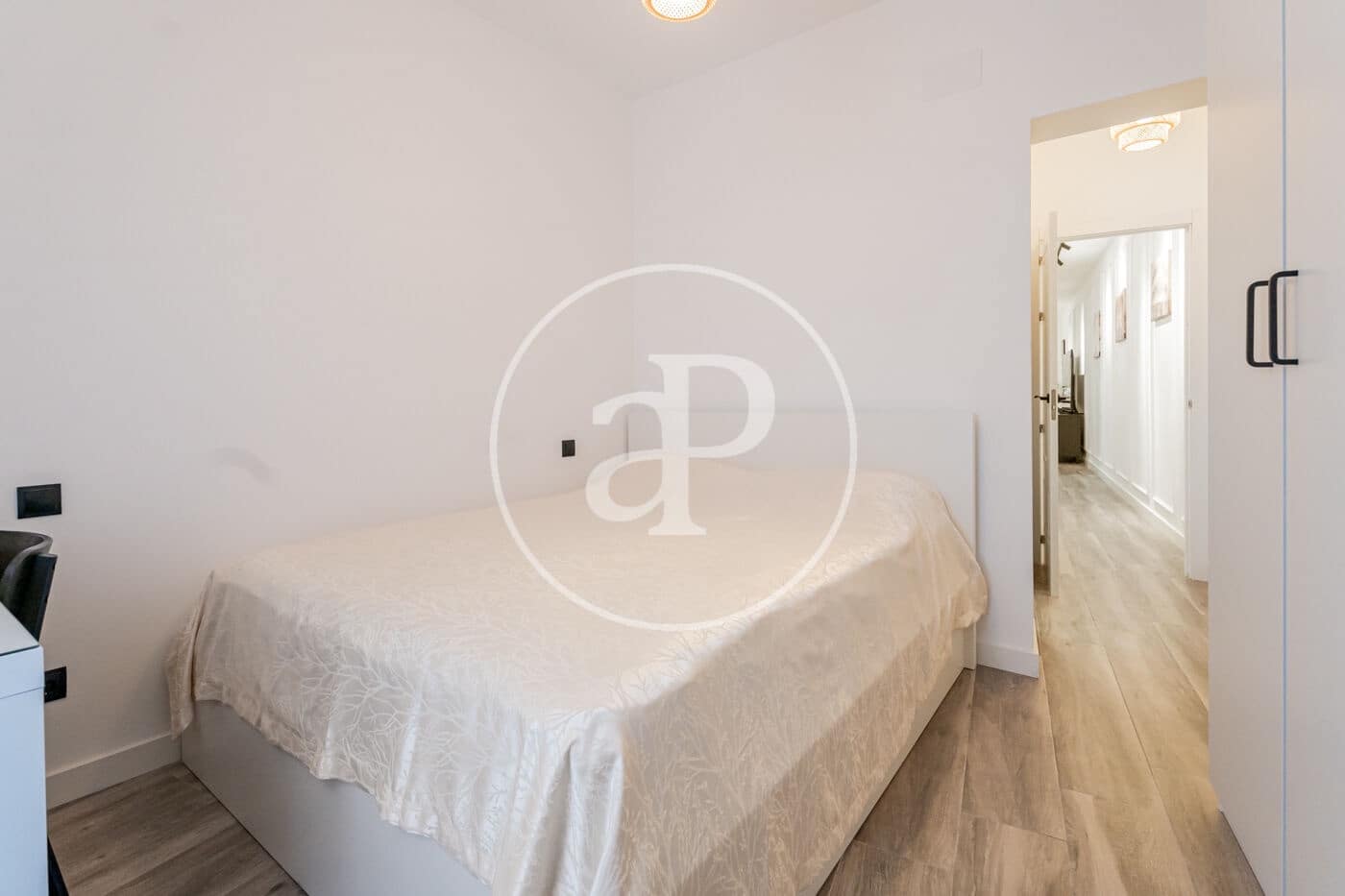3 quarto Apartamento para arrendar em Madrid cidade - 3 700 € (Ref: 9829165)