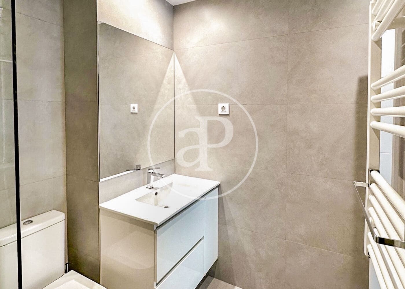 1 bedroom Apartment for rent in Madrid city - € 1,800 (Ref: 9829166)