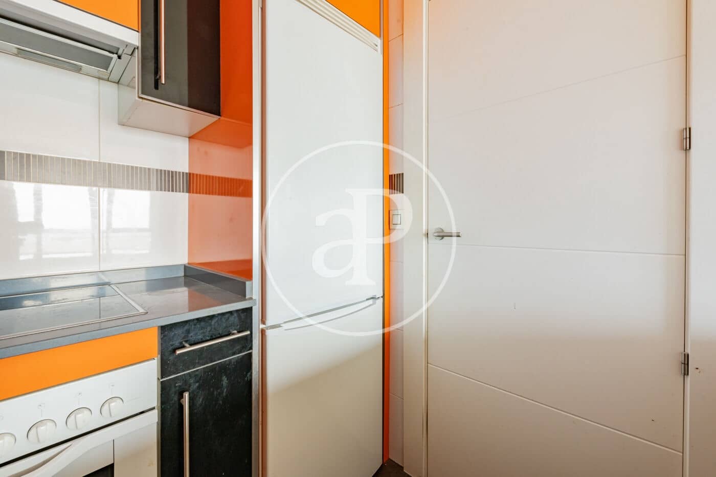 1 sypialnia Apartament do wynajęcia w Miasto Madryt z basenem garażem - 1 300 € (Ref: 9829168)
