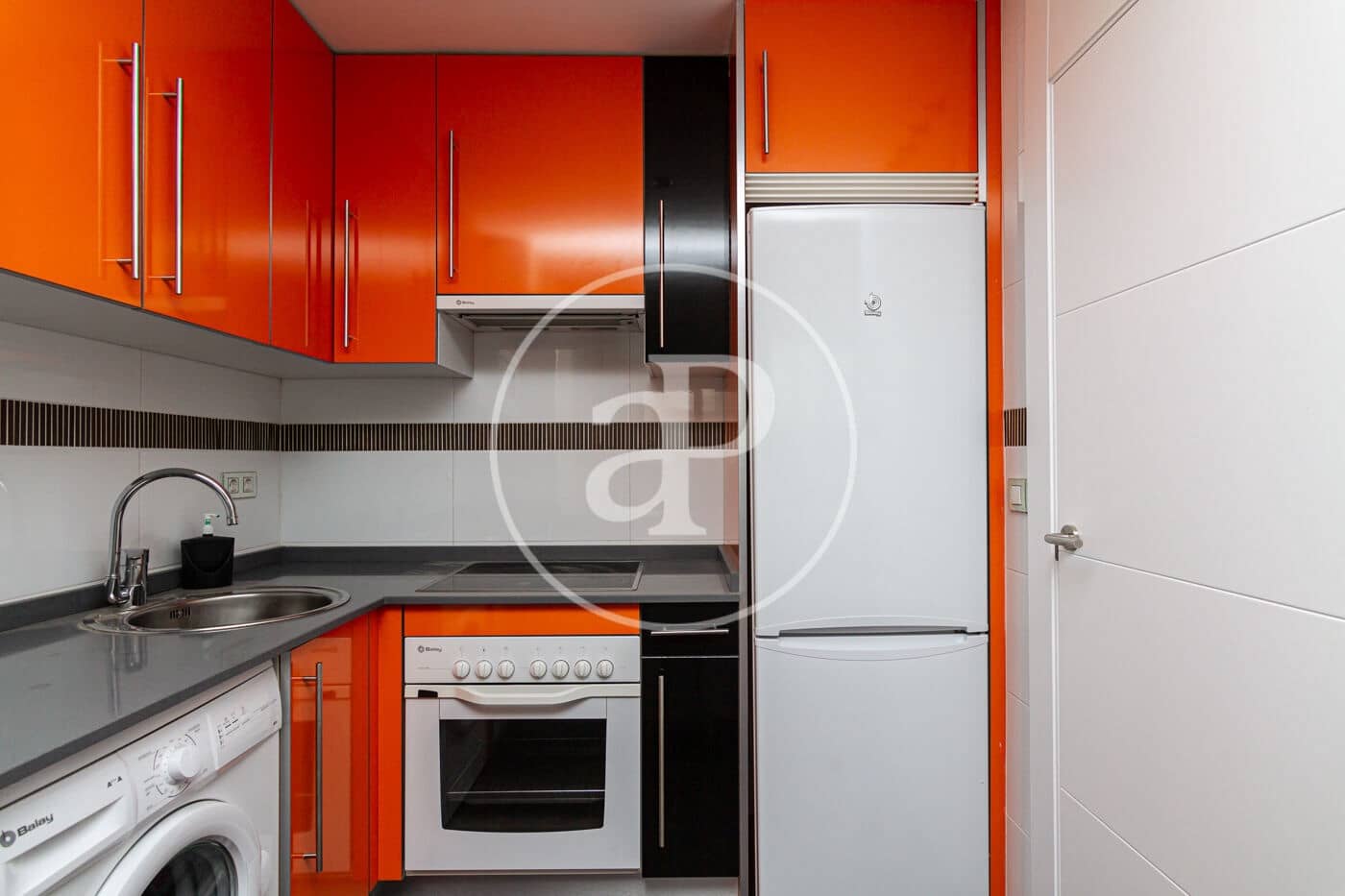 1 sypialnia Apartament do wynajęcia w Miasto Madryt z basenem garażem - 1 300 € (Ref: 9829169)
