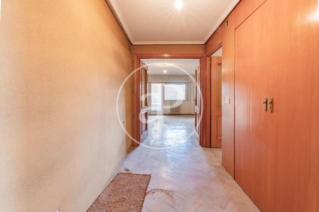 3 soveværelse Lejlighed til salg i Cuatro Caminos, Madrid by - € 780.000 (Ref: 9831542)