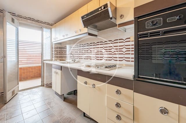 3 soveværelse Lejlighed til salg i Cuatro Caminos, Madrid by - € 780.000 (Ref: 9831542)