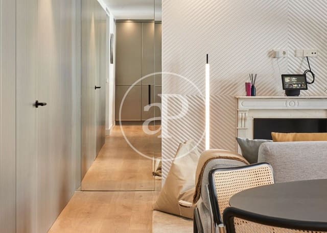 Appartement de 3 chambres à louer à Justicia, Madrid ville - 4 100 € (Ref: 9831543)