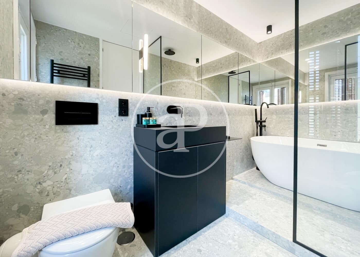 Appartement de 3 chambres à louer à Madrid ville - 4 100 € (Ref: 9831543)