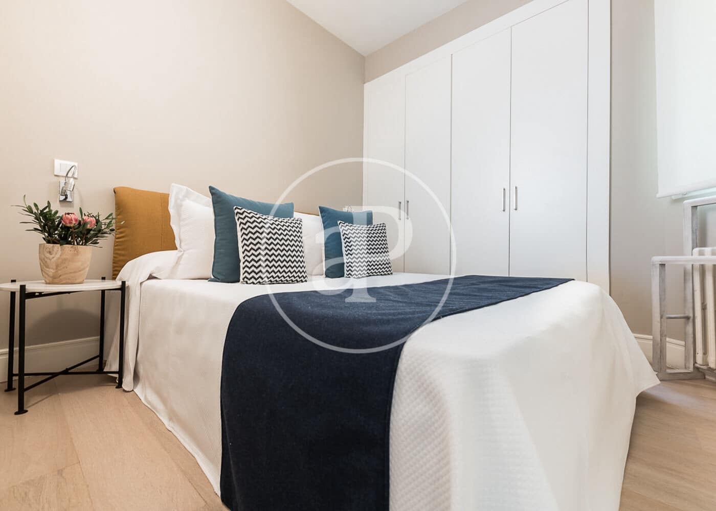 Appartement de 4 chambres à louer à Madrid ville - 7 000 € (Ref: 9831544)