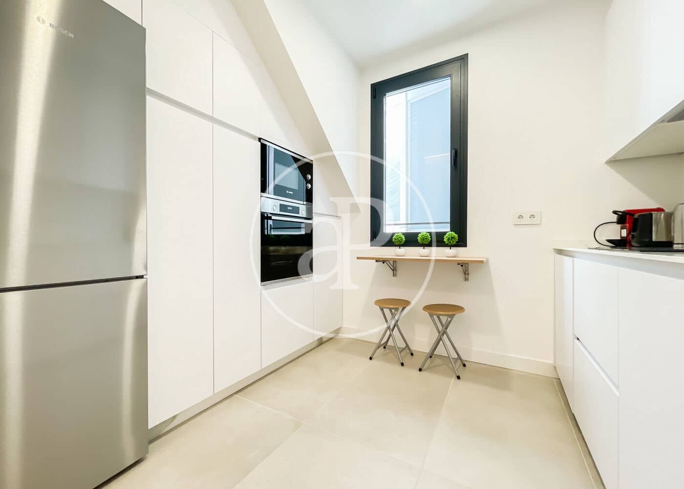 2 soverom Leilighet til leie i Madrid by - € 3 400 (Ref: 9831545)