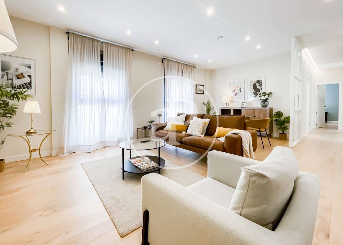 2 soverom Leilighet til leie i Madrid by - € 3 400 (Ref: 9831545)