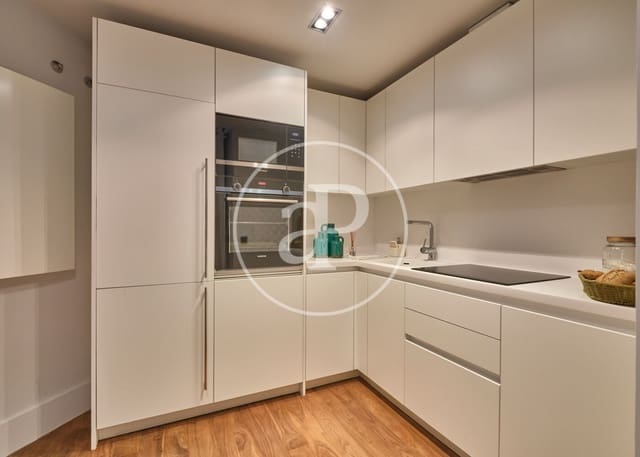 Appartement de 3 chambres à louer à El Viso, Madrid ville - 3 350 € (Ref: 9831546)