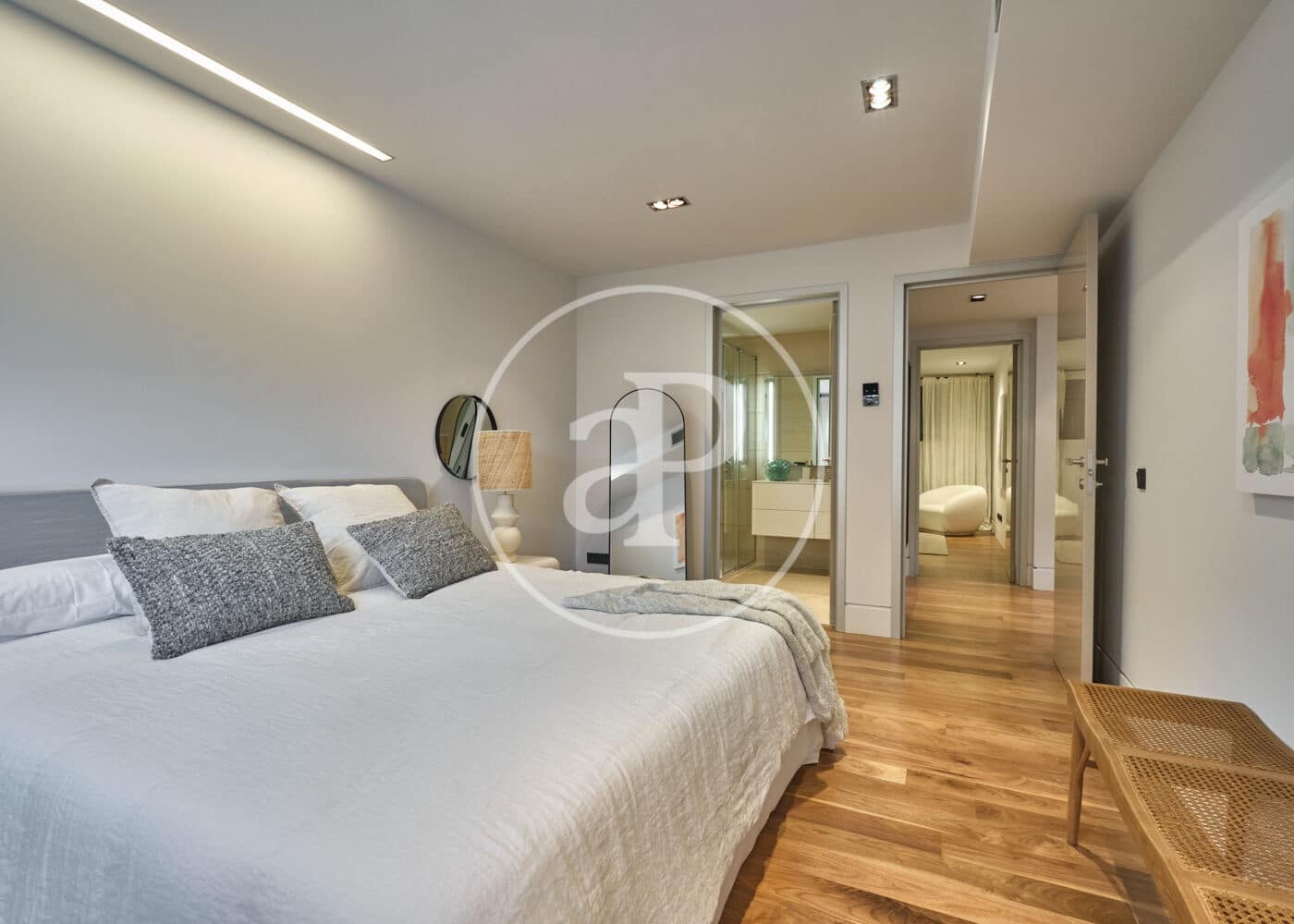 Appartement de 3 chambres à louer à Madrid ville - 3 350 € (Ref: 9831546)