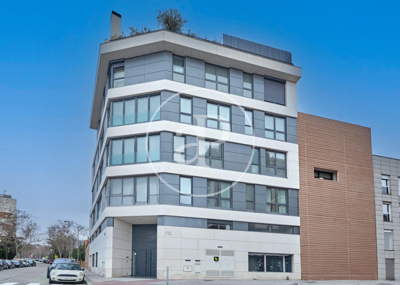 Appartement de 3 chambres à louer à Madrid ville - 3 350 € (Ref: 9831546)