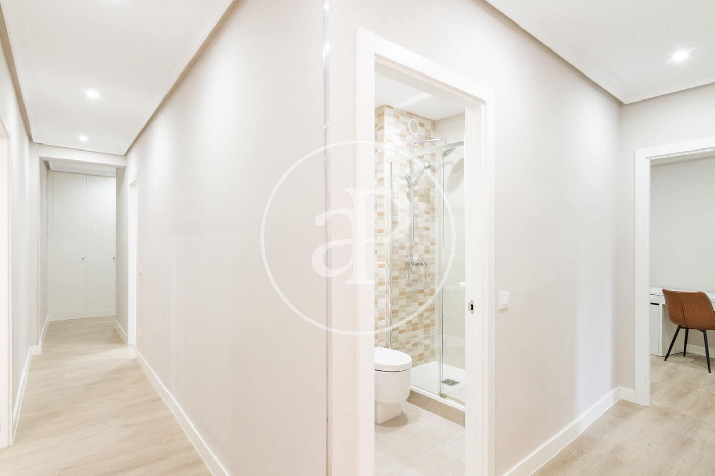 Apartamento de 3 habitaciones en Madrid ciudad en alquiler - 2.400 € (Ref: 9831548)
