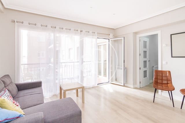 Apartamento de 3 habitaciones en Embajadores, Madrid ciudad en alquiler - 2.400 € (Ref: 9831548)