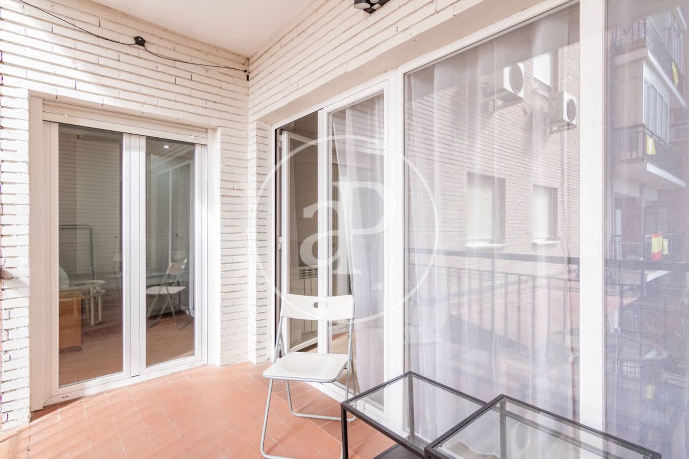 Apartamento de 3 habitaciones en Madrid ciudad en alquiler - 2.400 € (Ref: 9831548)