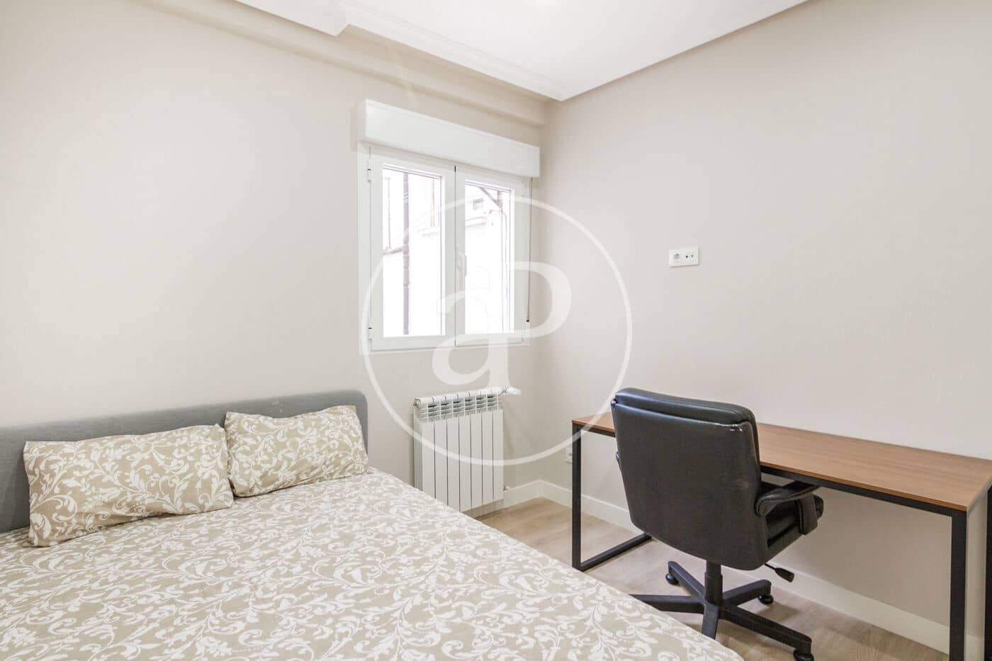 Apartamento de 3 habitaciones en Madrid ciudad en alquiler - 2.400 € (Ref: 9831548)