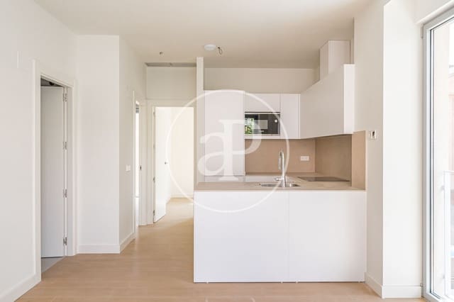 1 soverom Leilighet til leie i San Juan Bautista, Madrid by med svømmebasseng garasje - € 2 500 (Ref: 9831554)