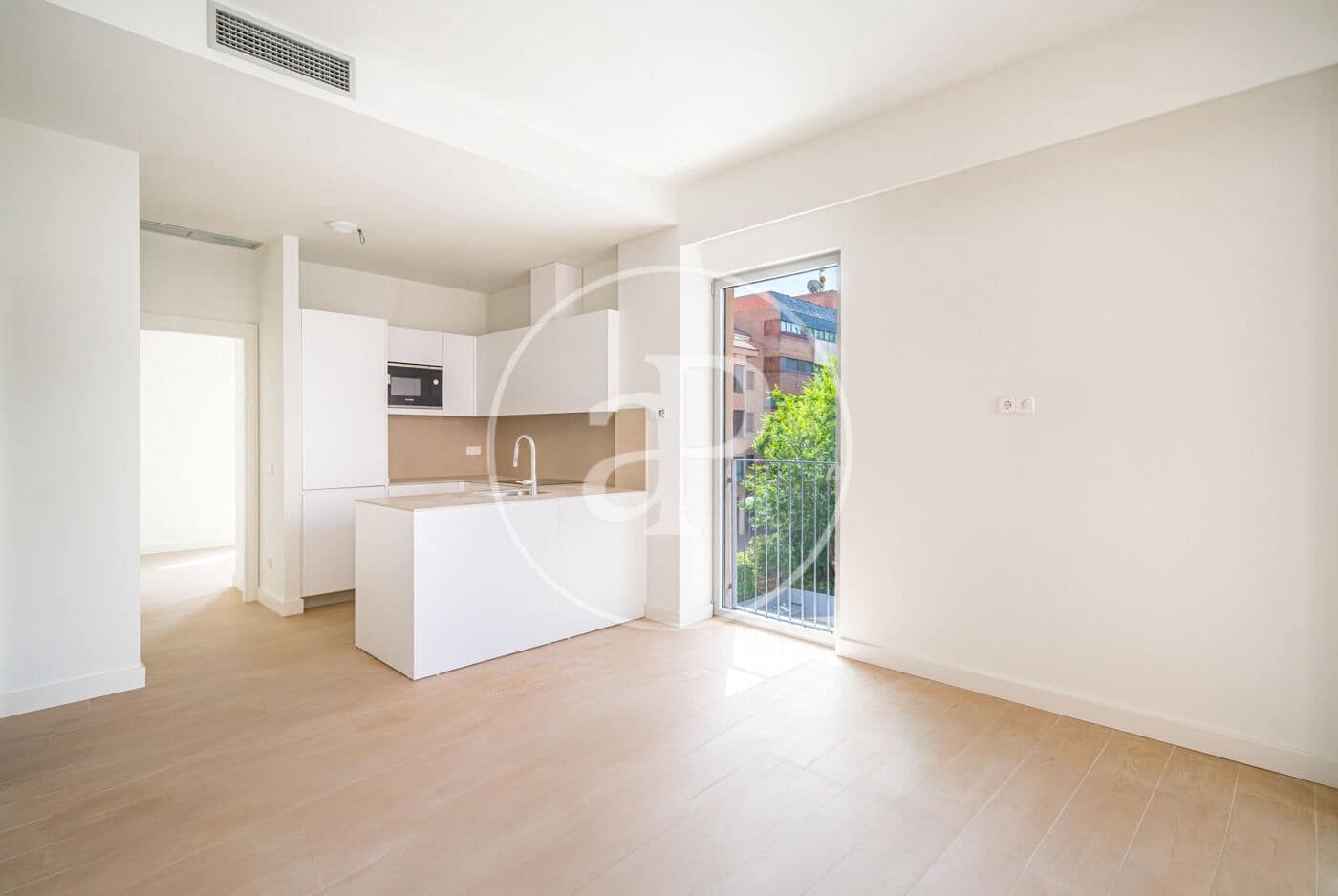Appartement de 1 chambre à louer à Madrid ville avec piscine garage - 2 500 € (Ref: 9831554)