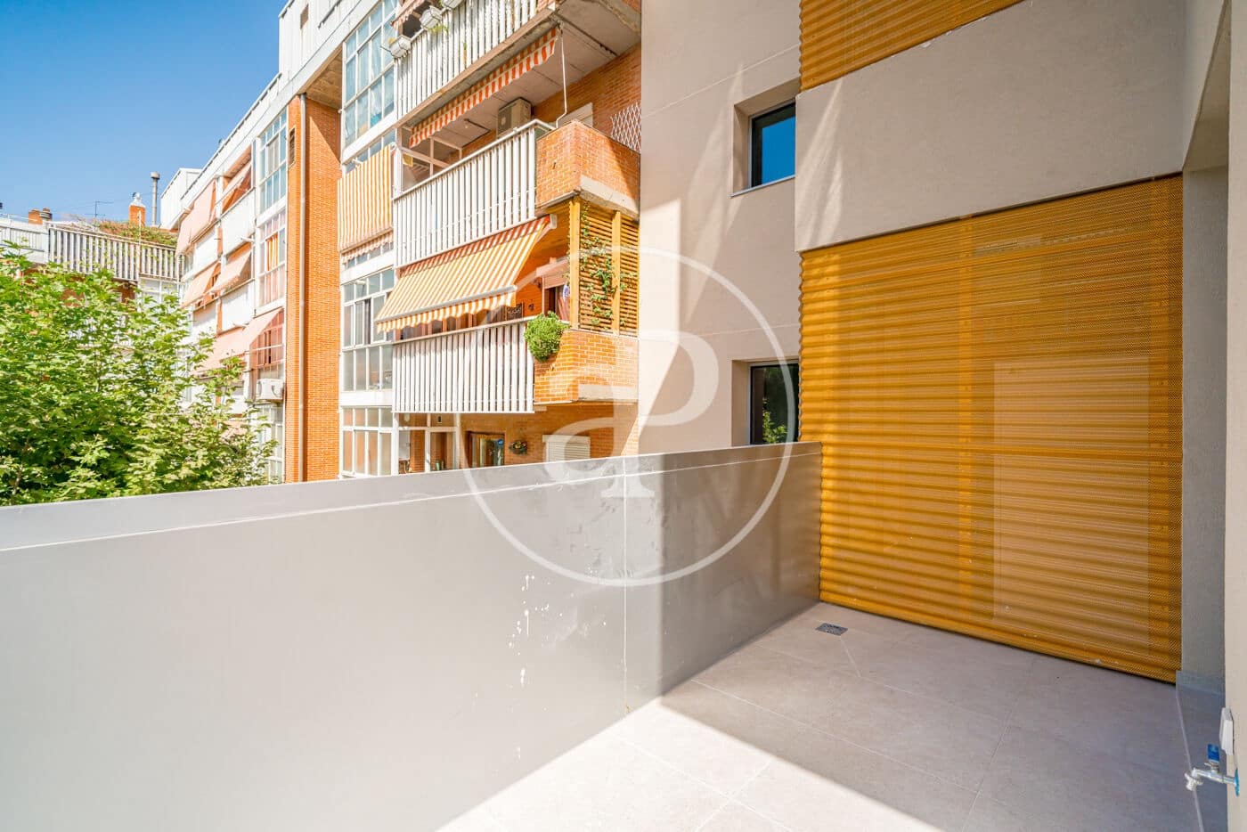 Appartement de 1 chambre à louer à Madrid ville avec piscine garage - 2 500 € (Ref: 9831554)