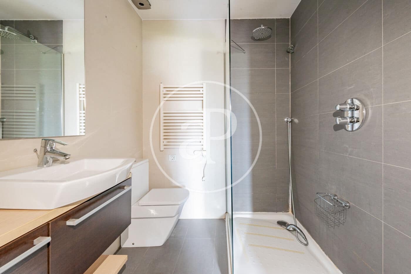 2 sypialnia Apartament do wynajęcia w Miasto Madryt z basenem garażem - 1 700 € (Ref: 9831555)