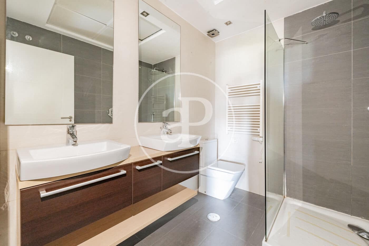 2 sypialnia Apartament do wynajęcia w Miasto Madryt z basenem garażem - 1 700 € (Ref: 9831555)