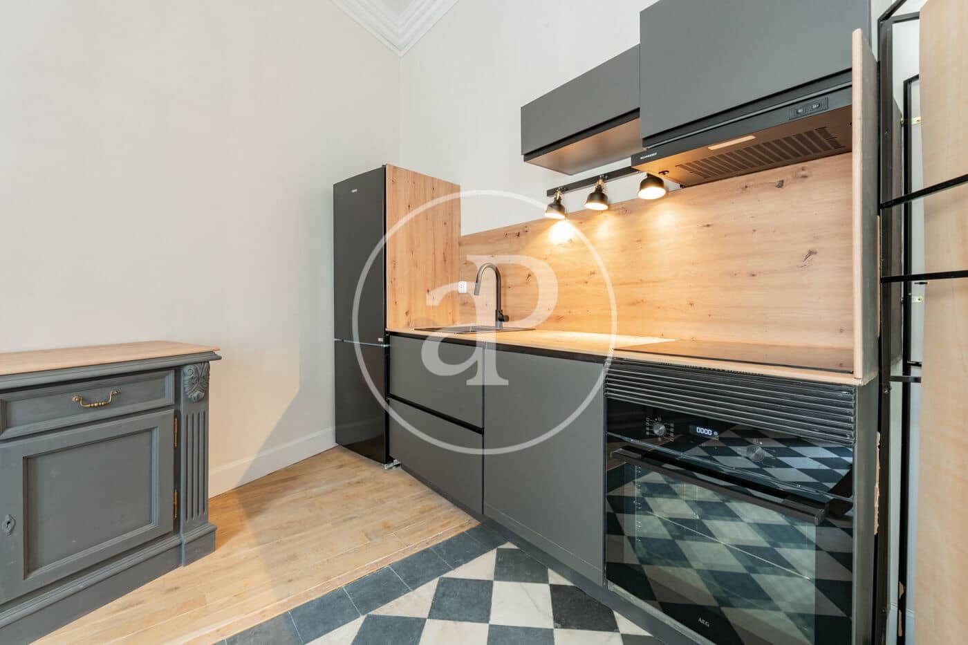 3 bedroom Apartment for sale in Madrid city - € 1,490,000 (Ref: 9836676)