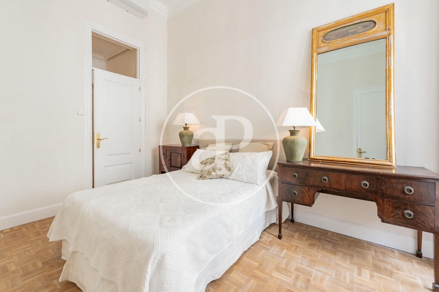 3 bedroom Apartment for sale in Madrid city - € 1,490,000 (Ref: 9836676)