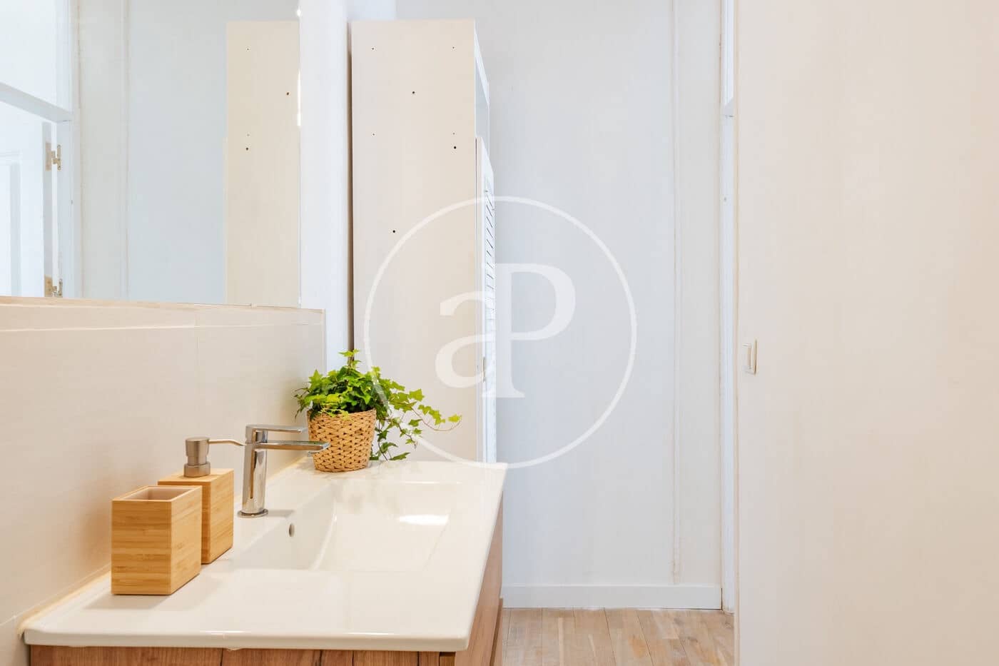 3 bedroom Apartment for sale in Madrid city - € 1,490,000 (Ref: 9836676)