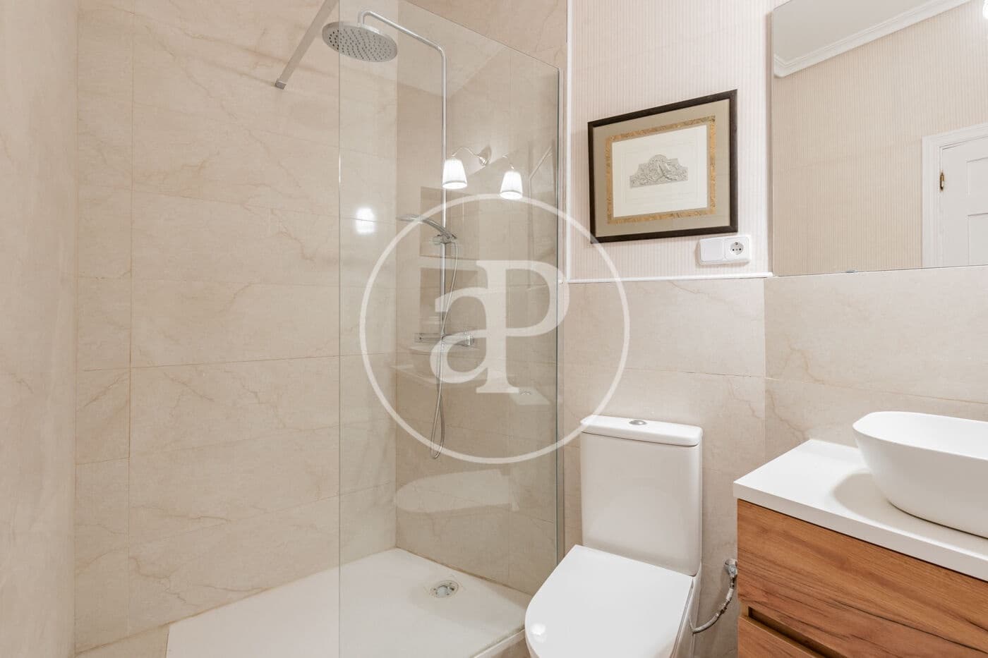 3 bedroom Apartment for sale in Madrid city - € 1,490,000 (Ref: 9836676)