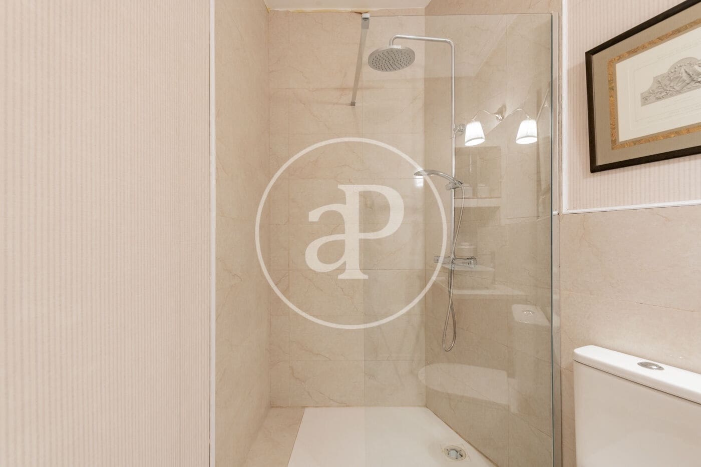 3 bedroom Apartment for sale in Madrid city - € 1,490,000 (Ref: 9836676)