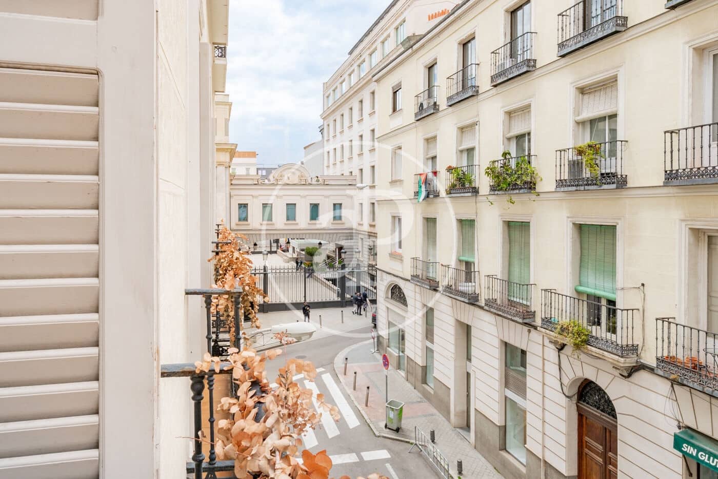 3 bedroom Apartment for sale in Madrid city - € 1,490,000 (Ref: 9836676)