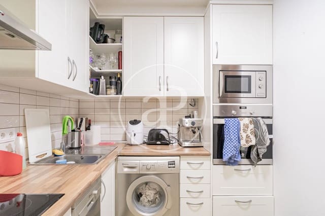 3 sypialnia Apartament do wynajęcia w Universidad, Miasto Madryt - 2 400 € (Ref: 9836677)