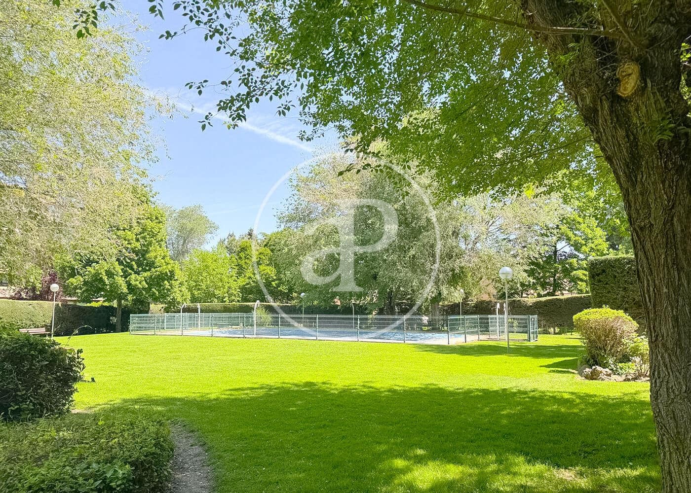 5 bedroom Apartment for sale in La Moraleja with pool - € 1,560,000 (Ref: 9836678)