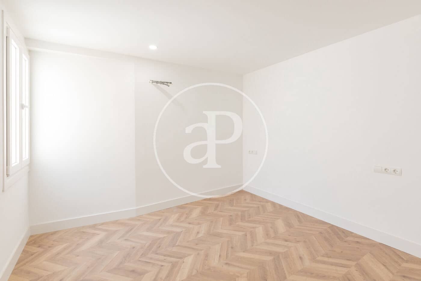 2 bedroom Apartment for sale in Madrid city - € 690,000 (Ref: 9836680)