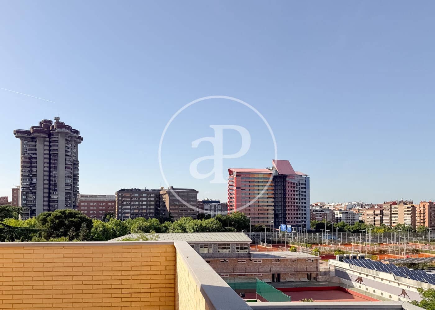 2 slaapkamer Appartement te koop in Madrid stad - € 499.000 (Ref: 9843408)